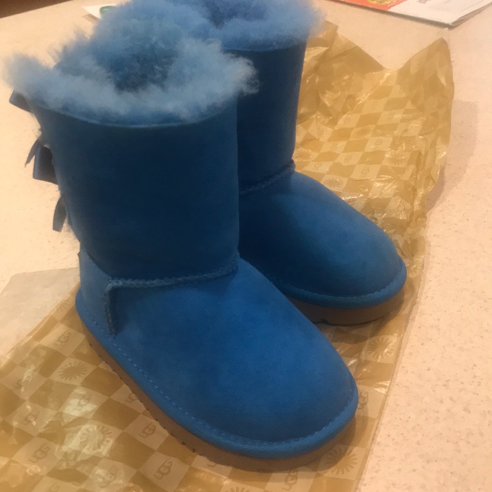 Ugg Bailey Bow
